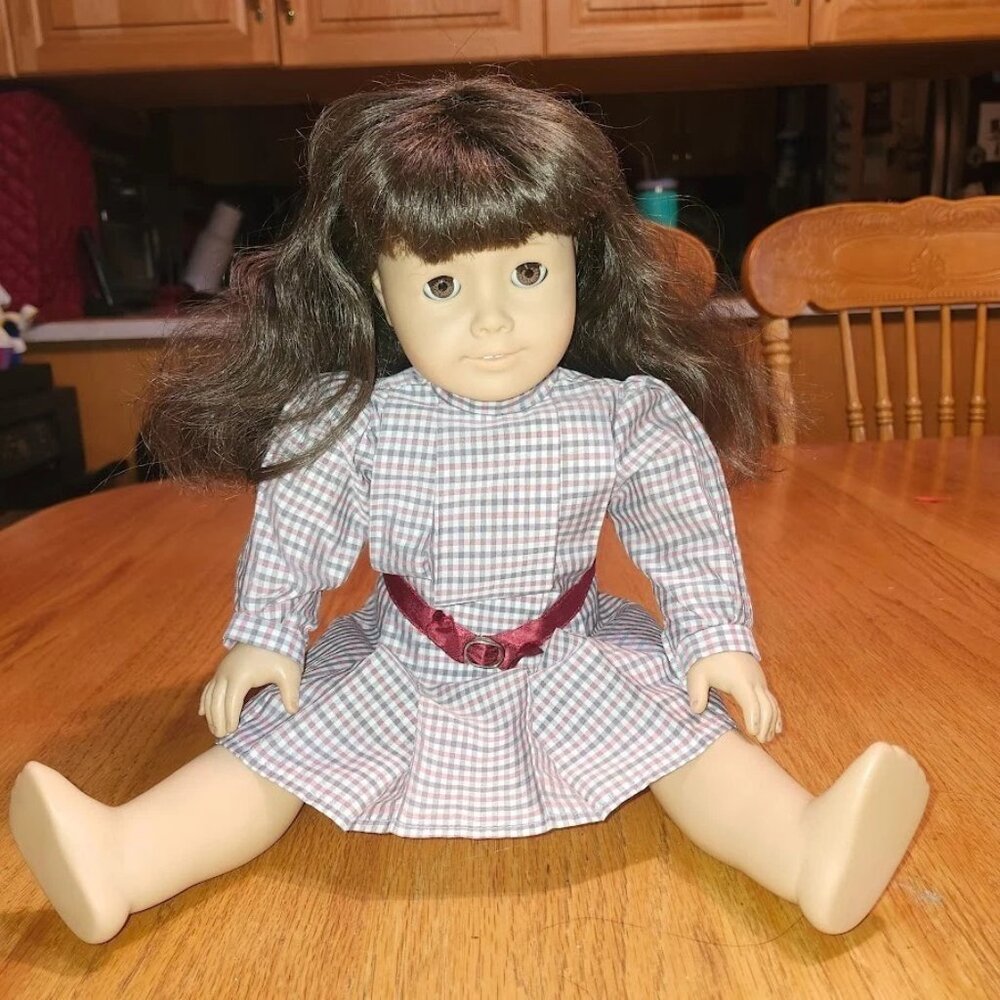 Pleasant Company American Girl 18" Samantha Parkington 18" Doll and dress